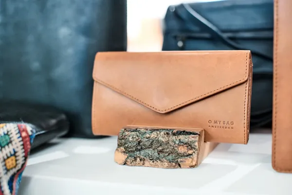 Envelope Pixie Cognac Classic Leather - kožená peňaženka