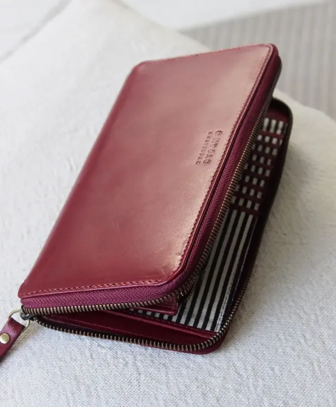 Sonny Wallet Ruby Classic Leather - kožená peňaženka