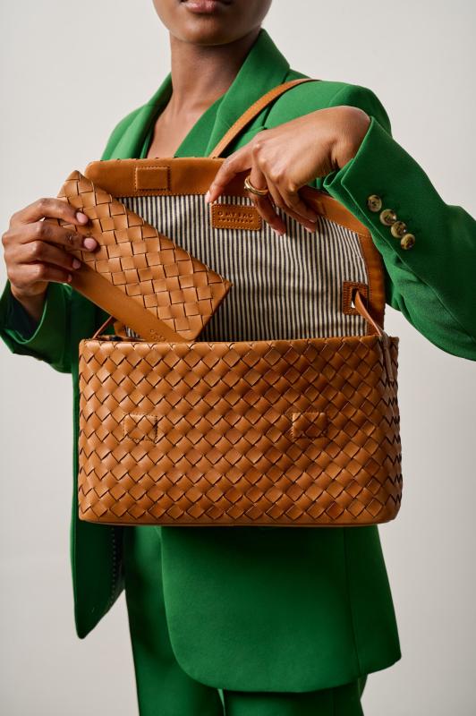 Kenzie Cognac Woven Classic Leather - kožená kabelka