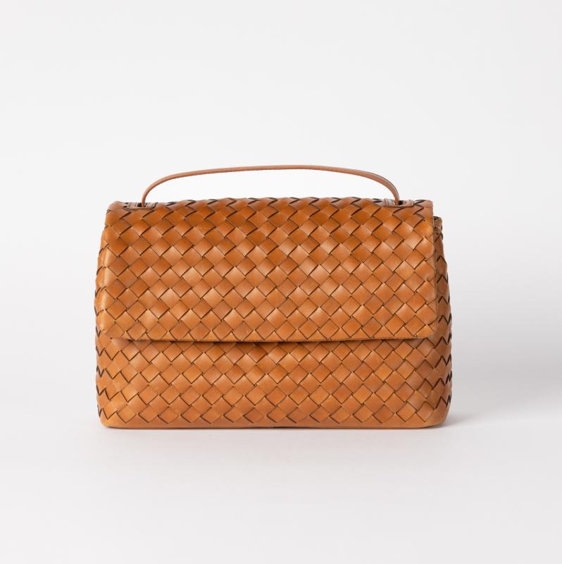 Kenzie Cognac Woven Classic Leather - kožená kabelka